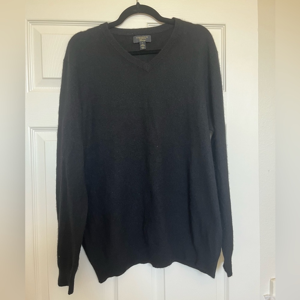 Black cashmere sweater